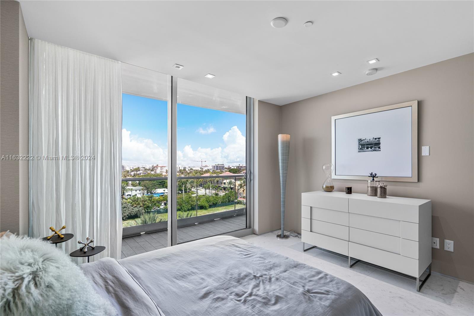 9349 Collins Ave # 605