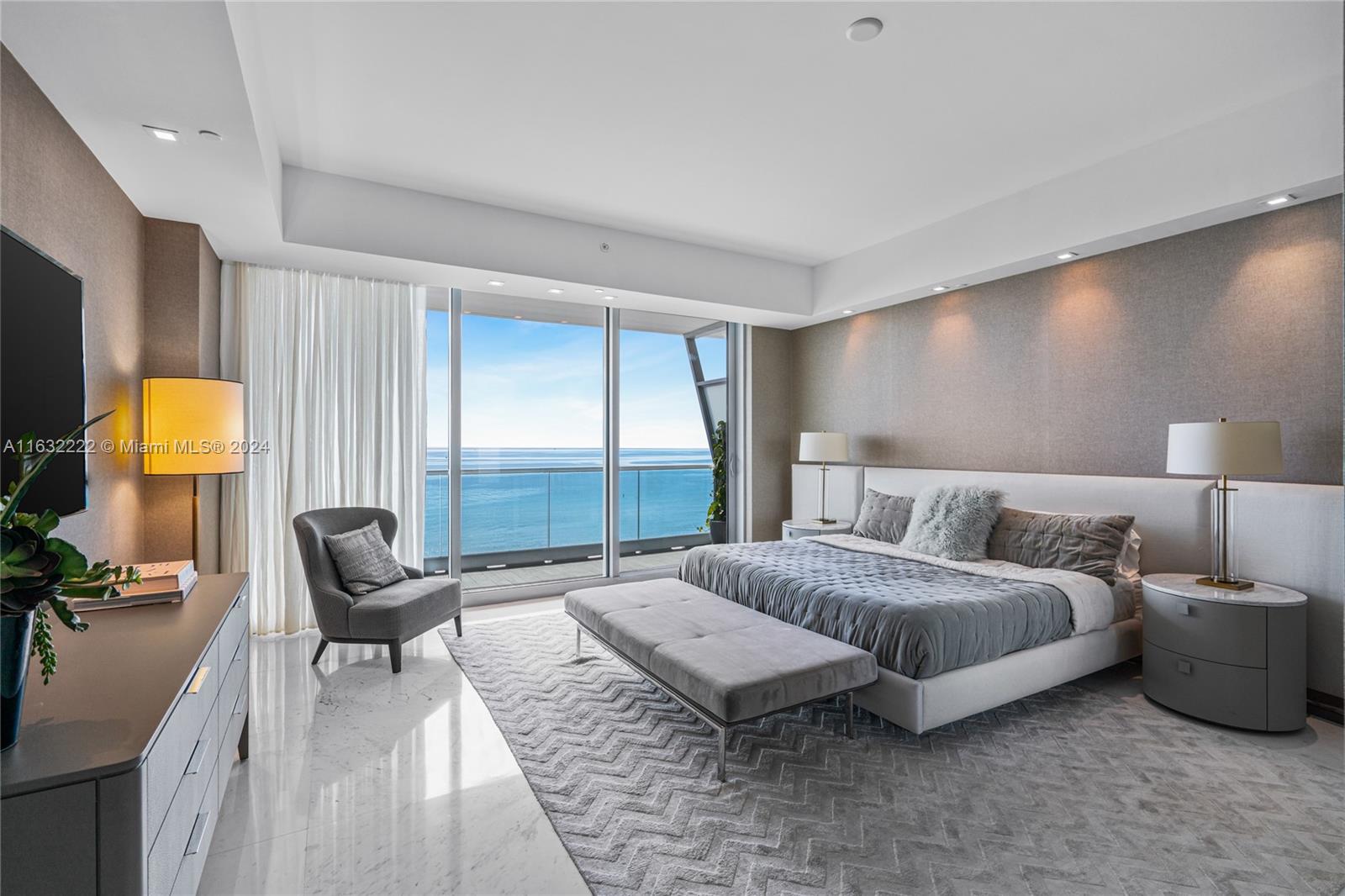 9349 Collins Ave # 605