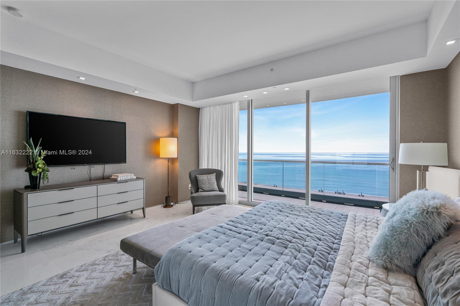 9349 Collins Ave # 605