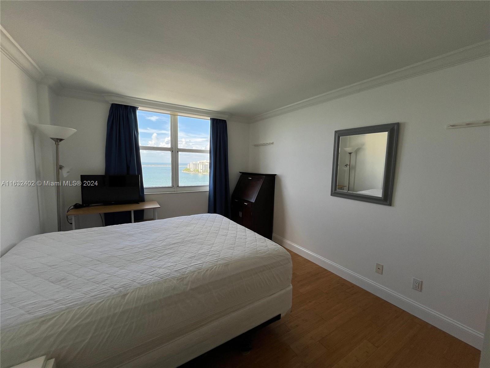 770 Claughton Island Dr # 1814