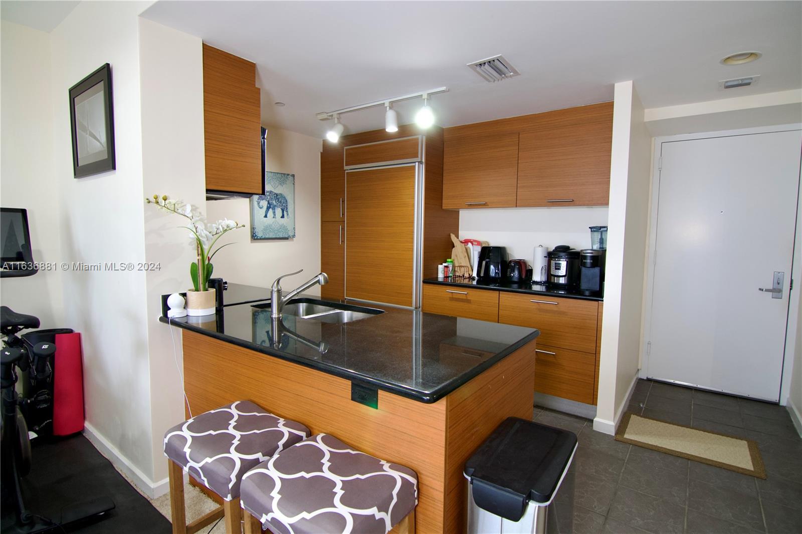 50 Biscayne Blvd # 1505