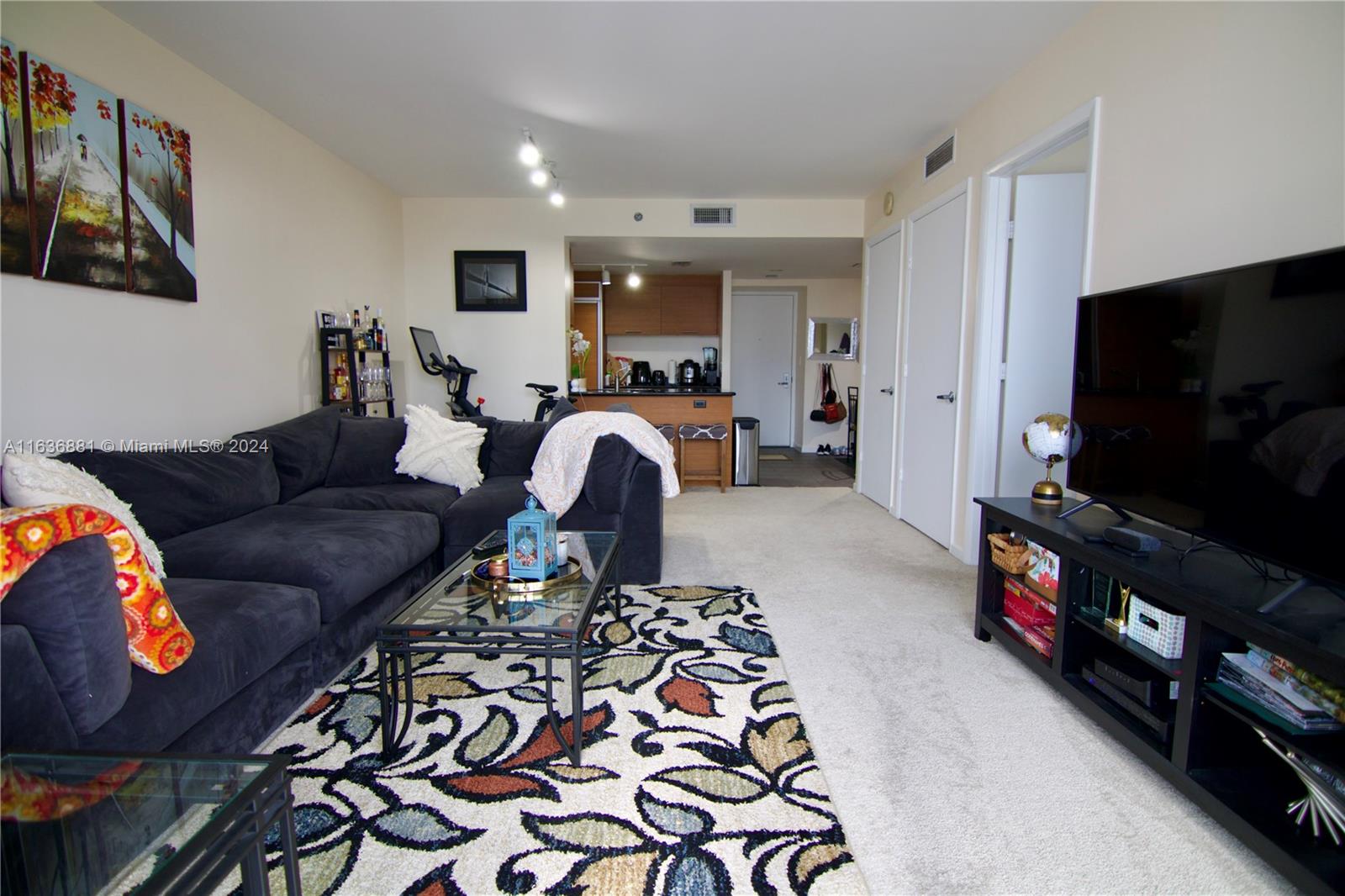 50 Biscayne Blvd # 1505