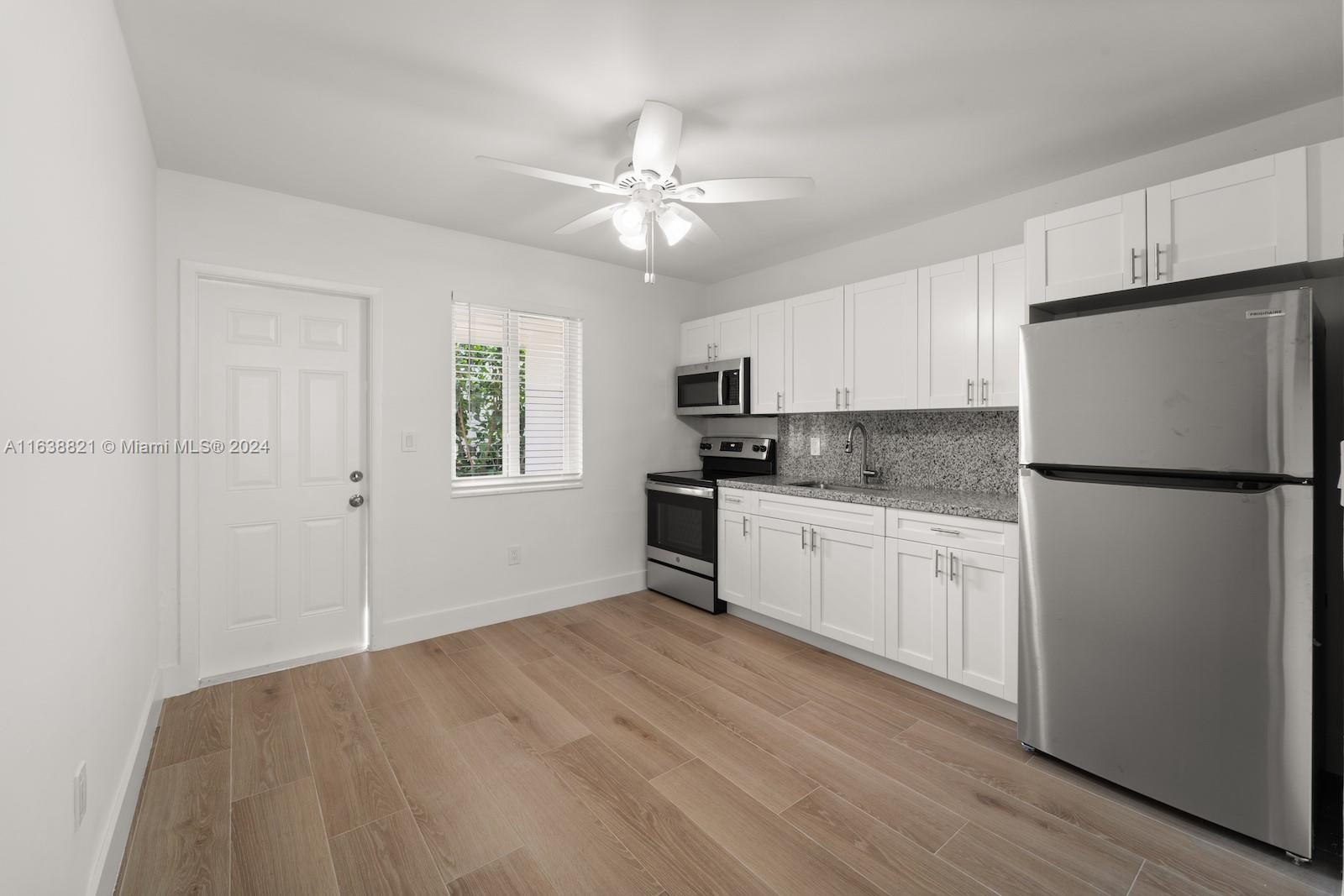 5172 NW 5th St Unit: Rear Unit