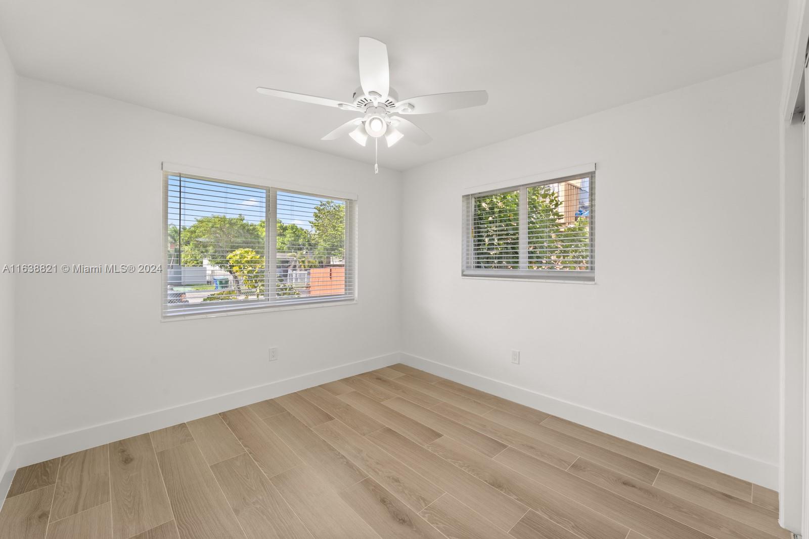 5172 NW 5th St Unit: Rear Unit