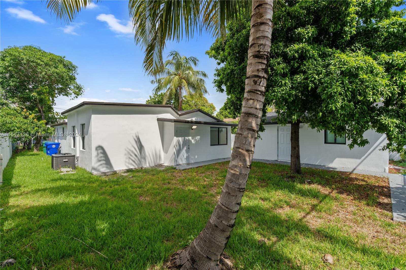 3427 NW 9th Ave