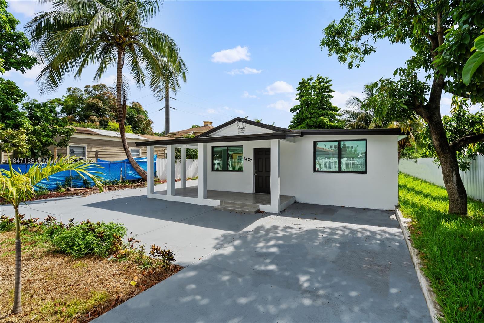 3427 NW 9th Ave