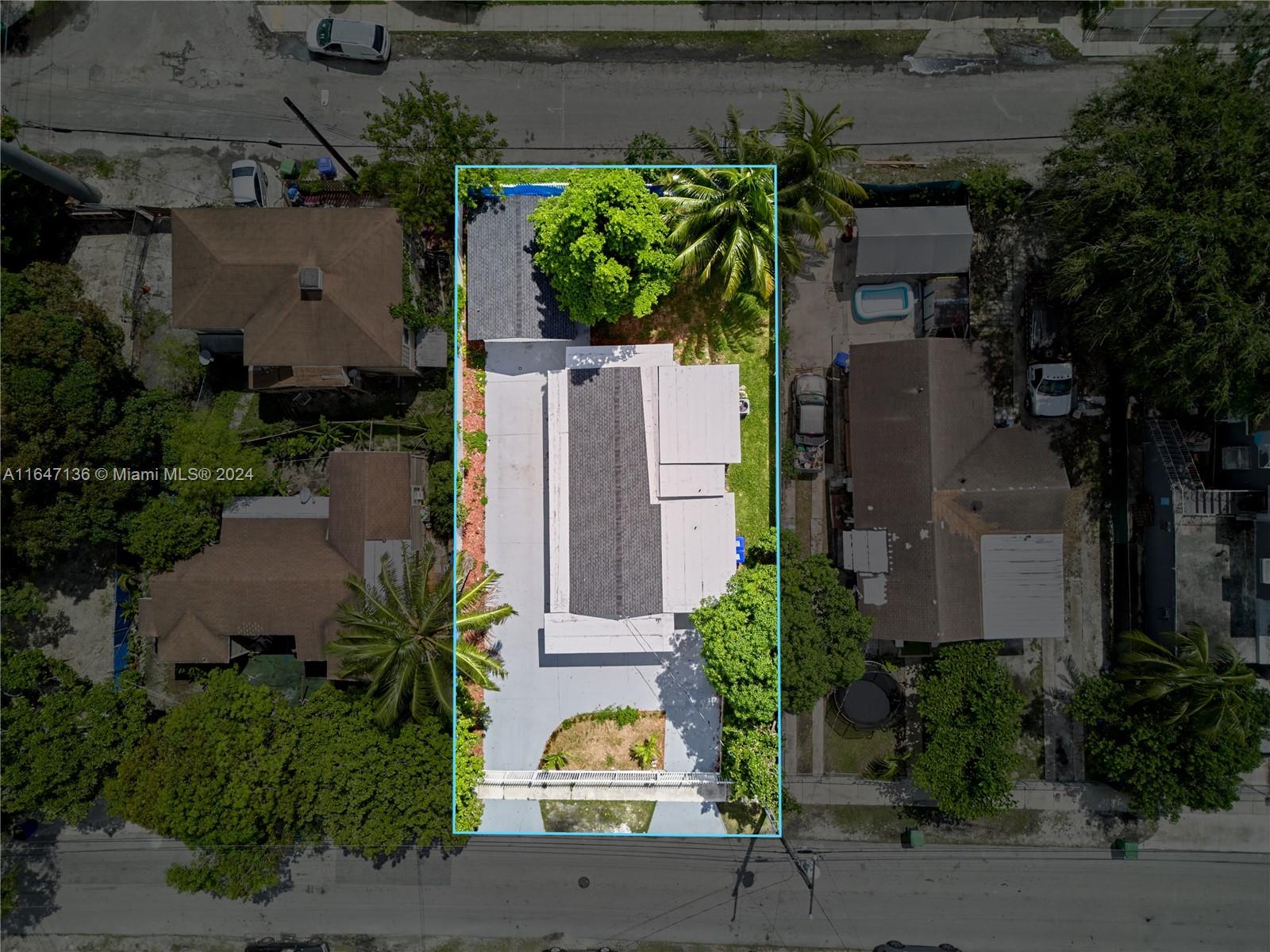 3427 NW 9th Ave