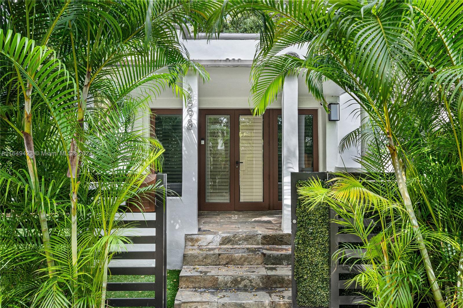 2598 Taluga Dr