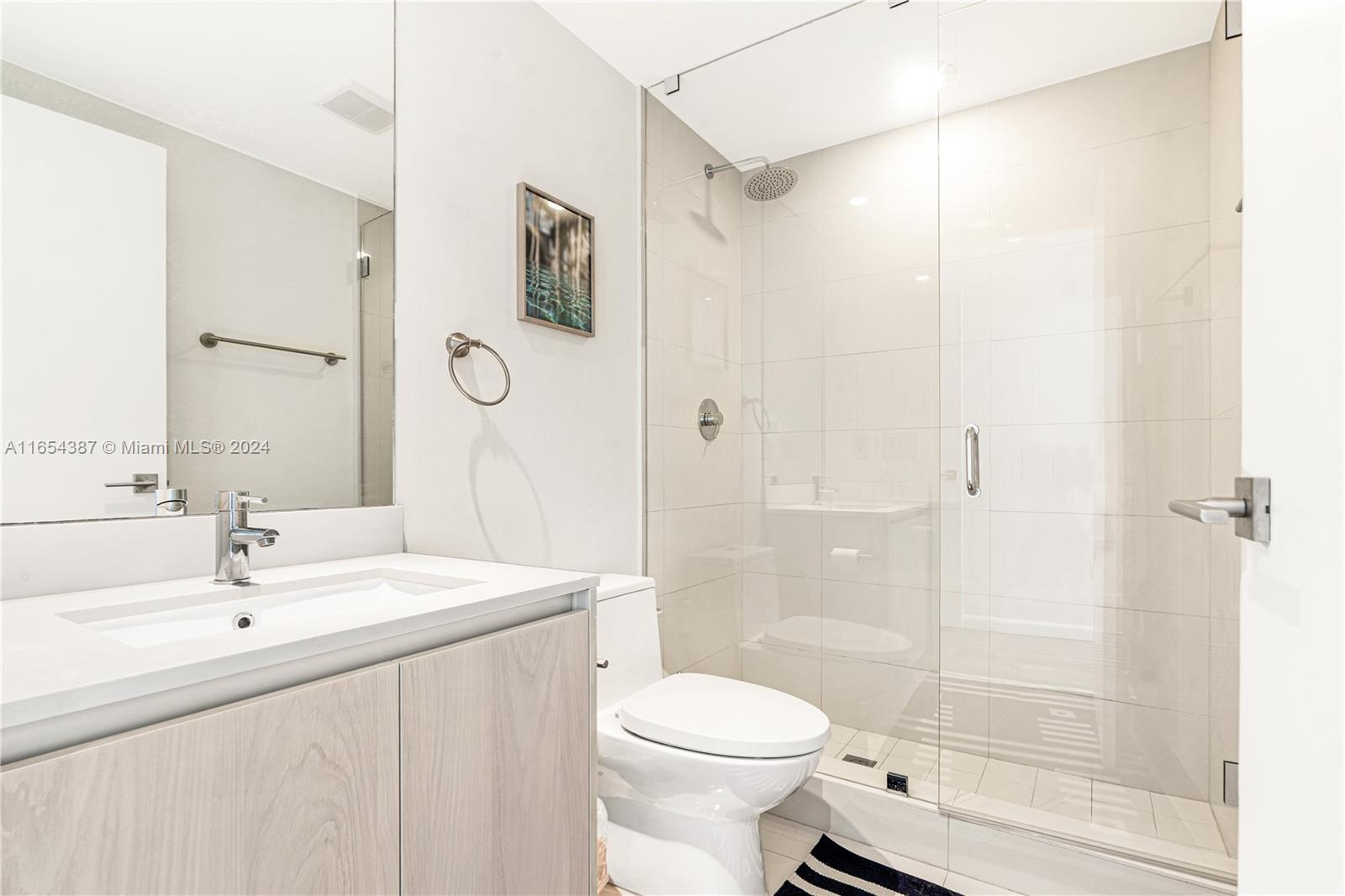 3131 NE 7th Avenue # 2404