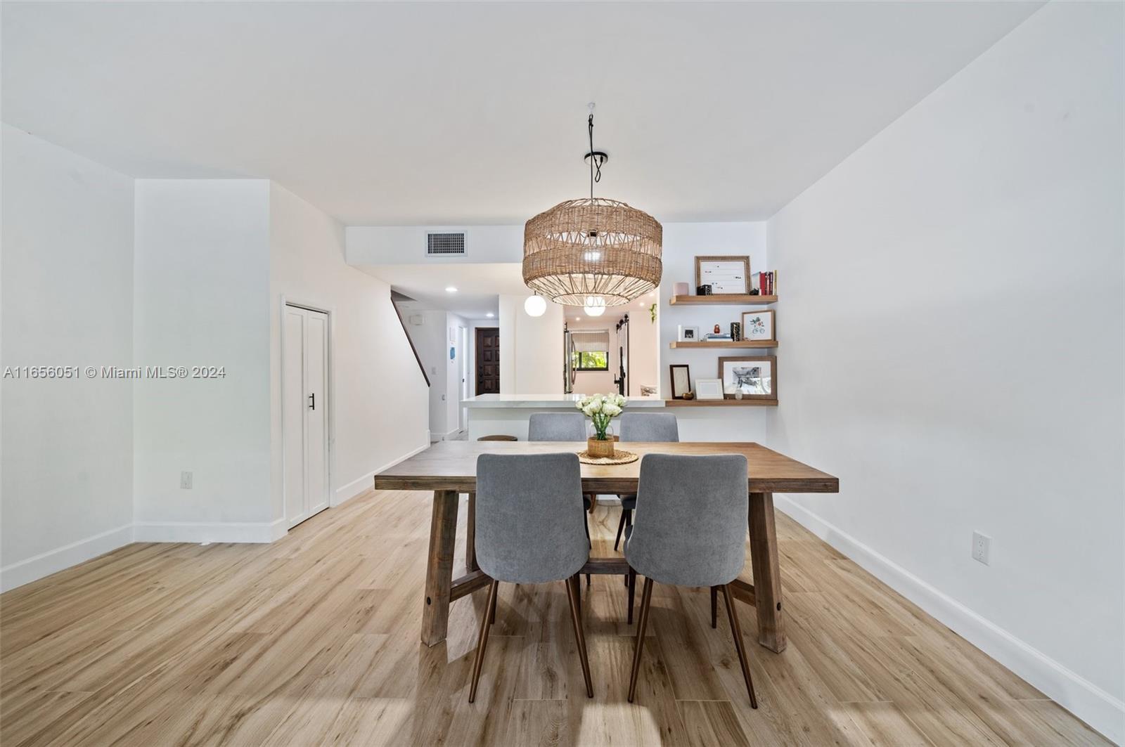 2600 Cardena St # 11
