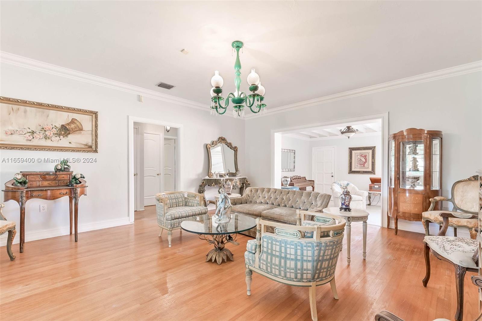 1450 SW 14th Ave