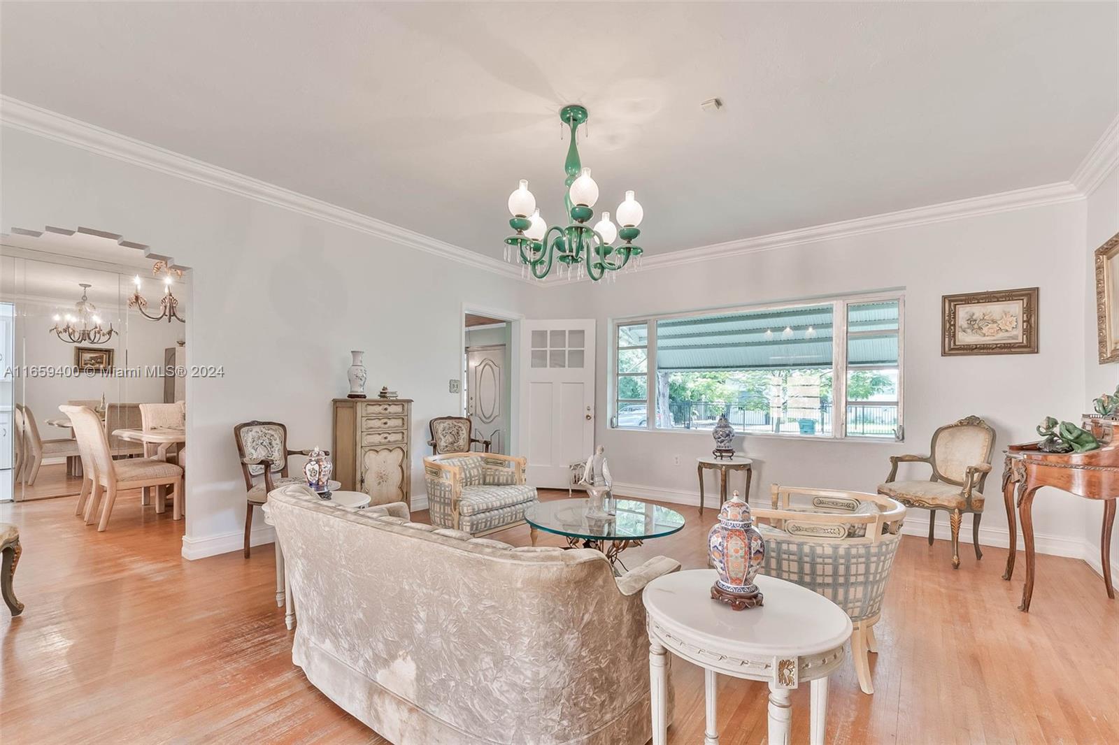 1450 SW 14th Ave