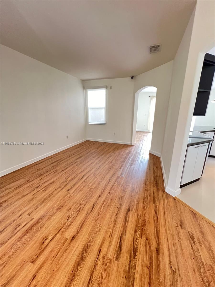 7655 NW 113th Path