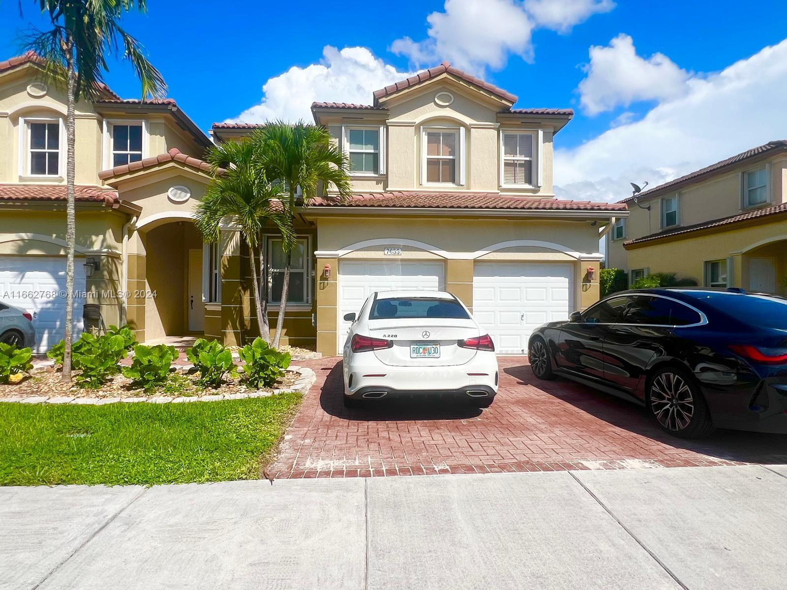 7655 NW 113th Path