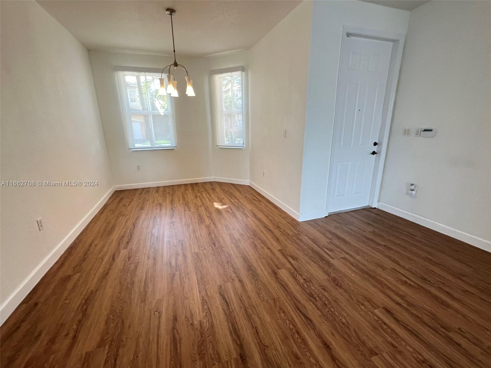 7655 NW 113th Path