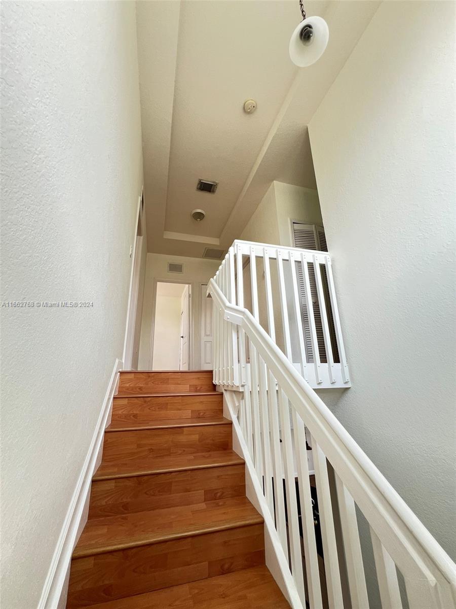 7655 NW 113th Path