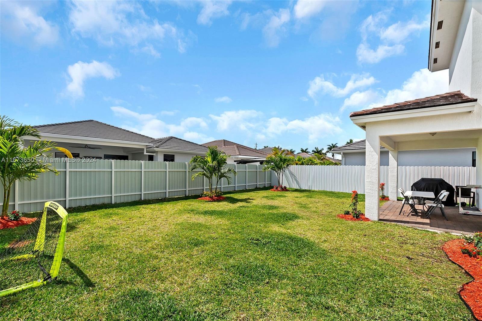 14606 SW 22nd Ter