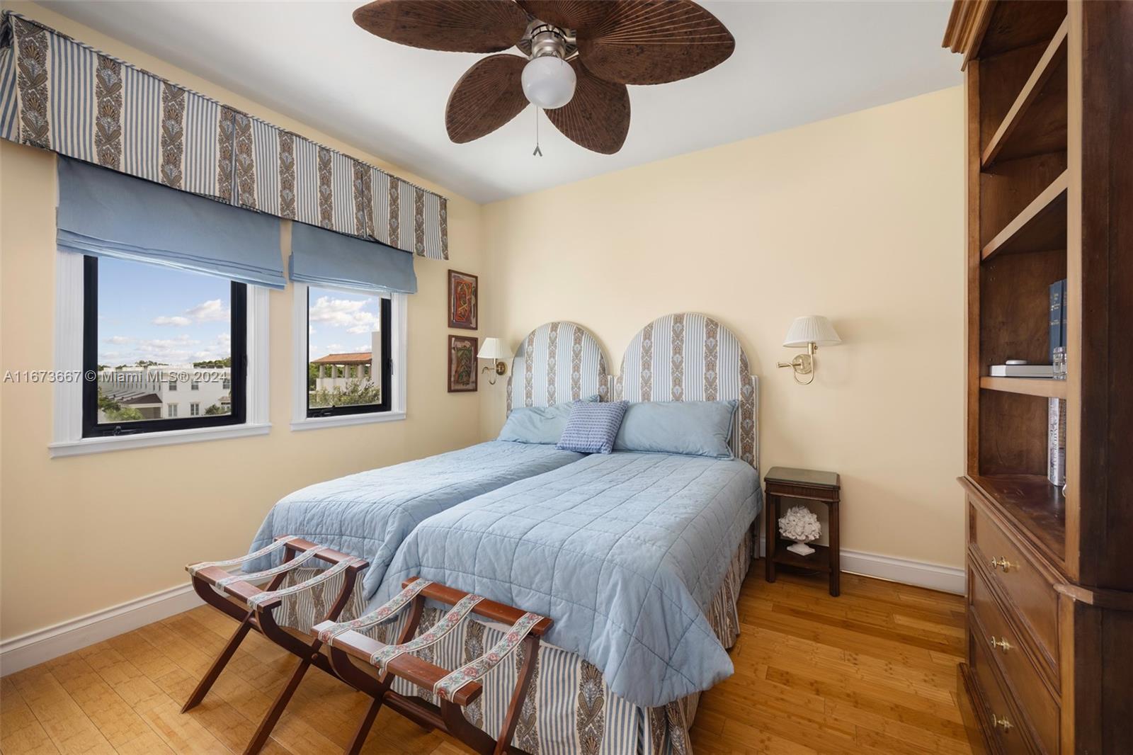 2401 Anderson Rd Unit: PH19
