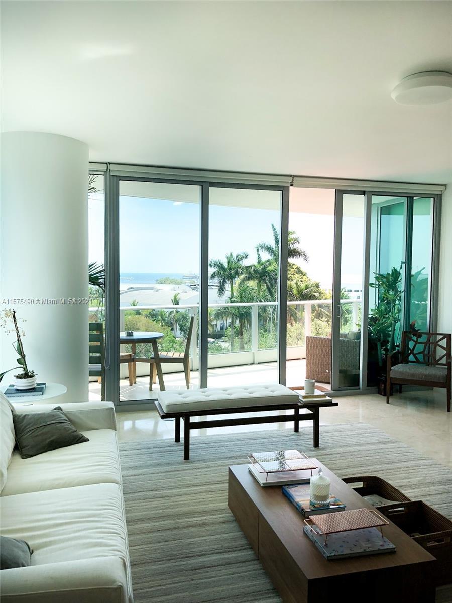 2627 S Bayshore Dr # 701