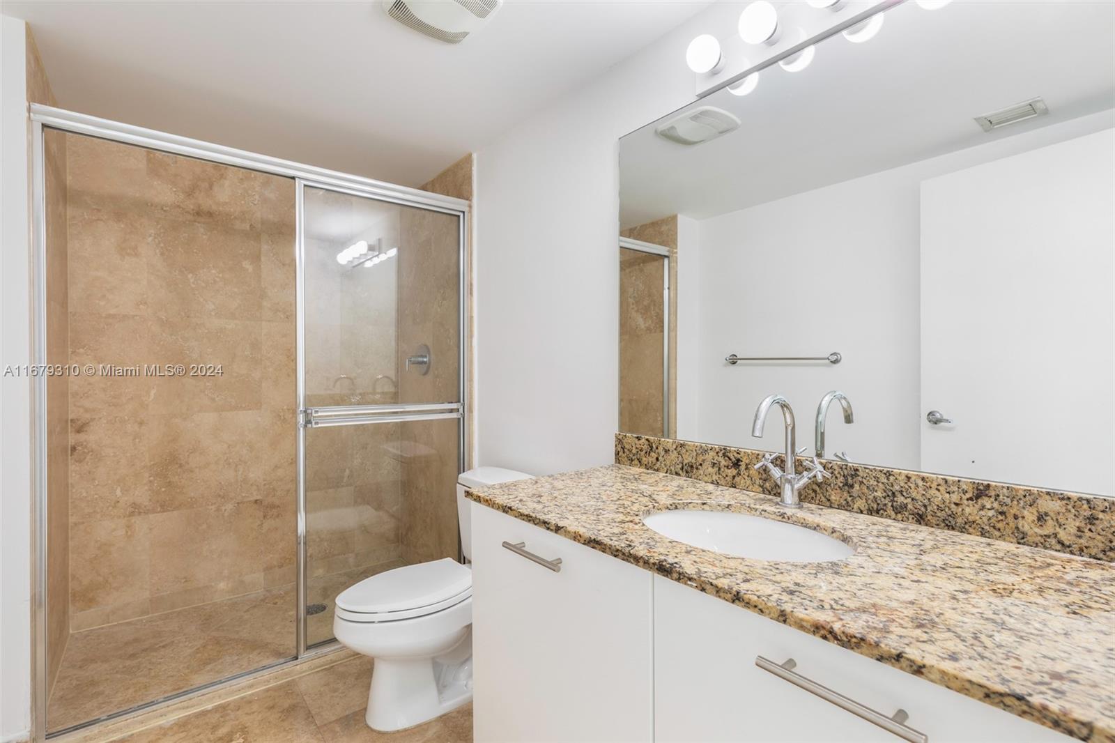 41 SE 5th St # 617