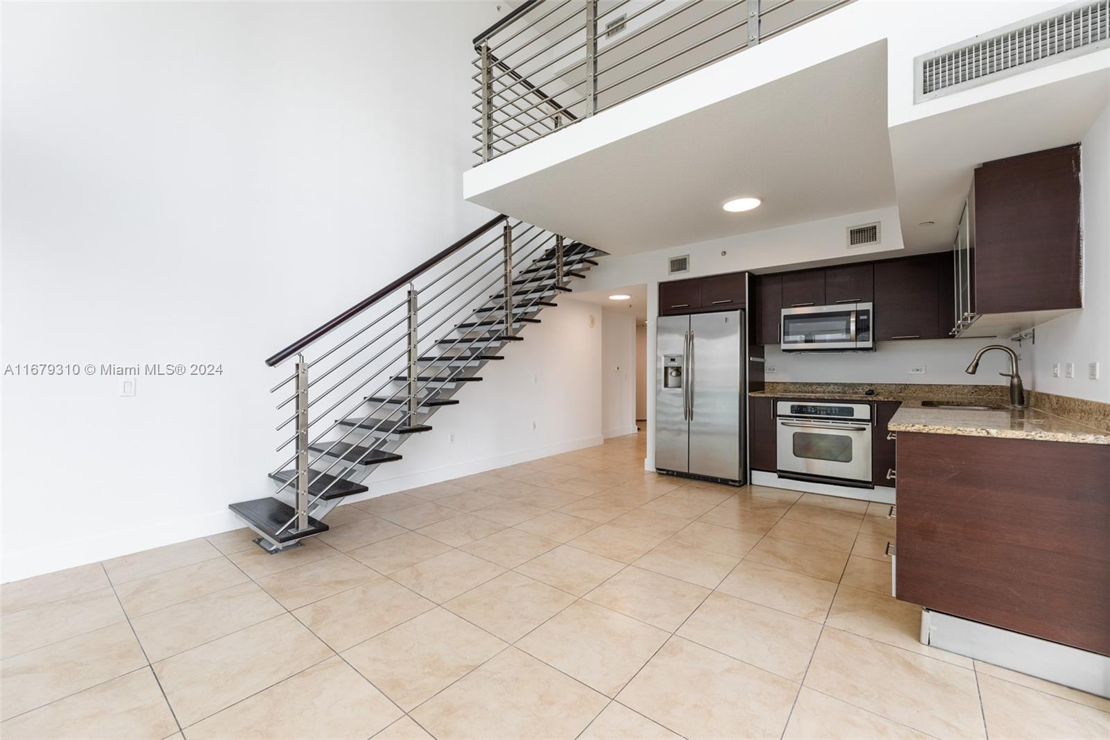 41 SE 5th St # 617