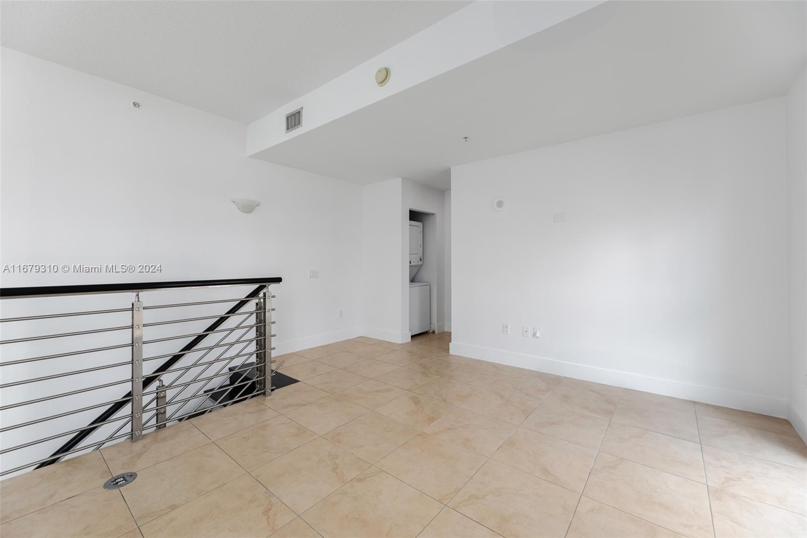 41 SE 5th St # 617