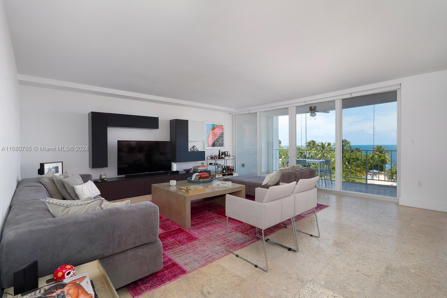 881 Ocean Dr # 3D