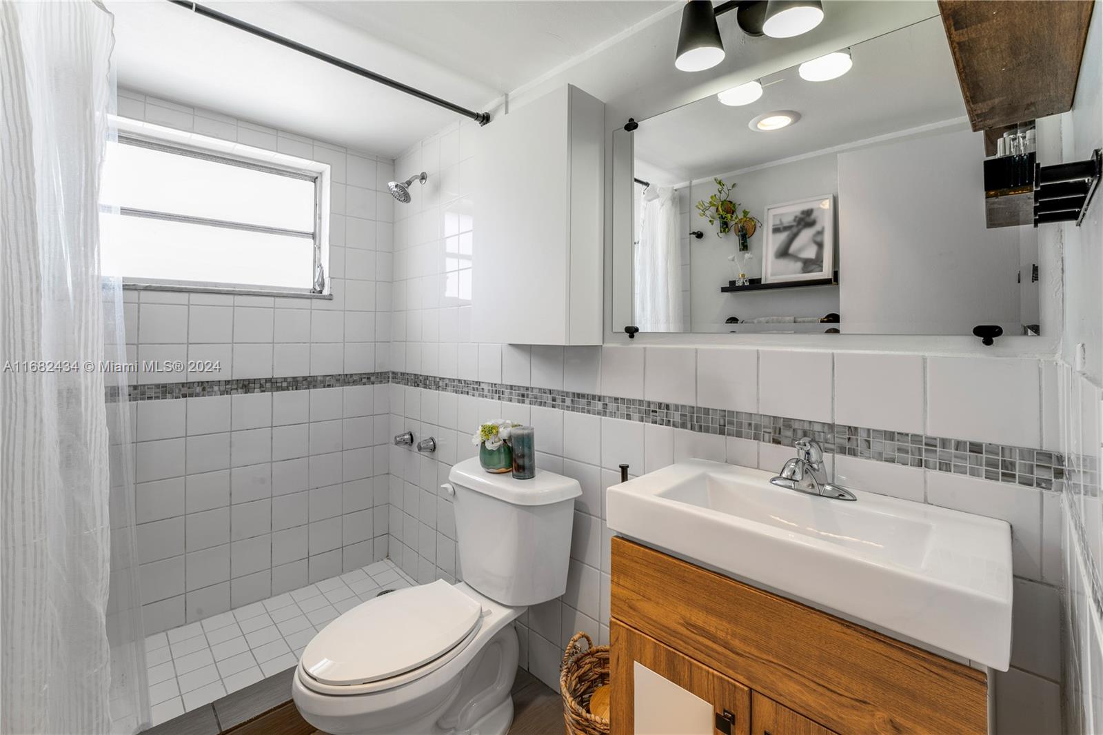 631 Jefferson Ave # 505