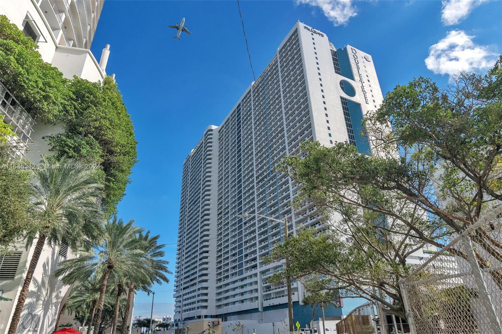 1717 N Bayshore Dr # 2654 Unit: A-2654
