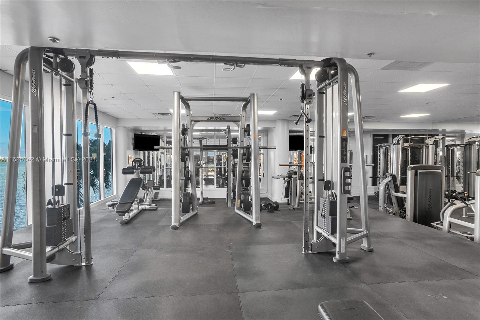 1717 N Bayshore Dr # 2654 Unit: A-2654
