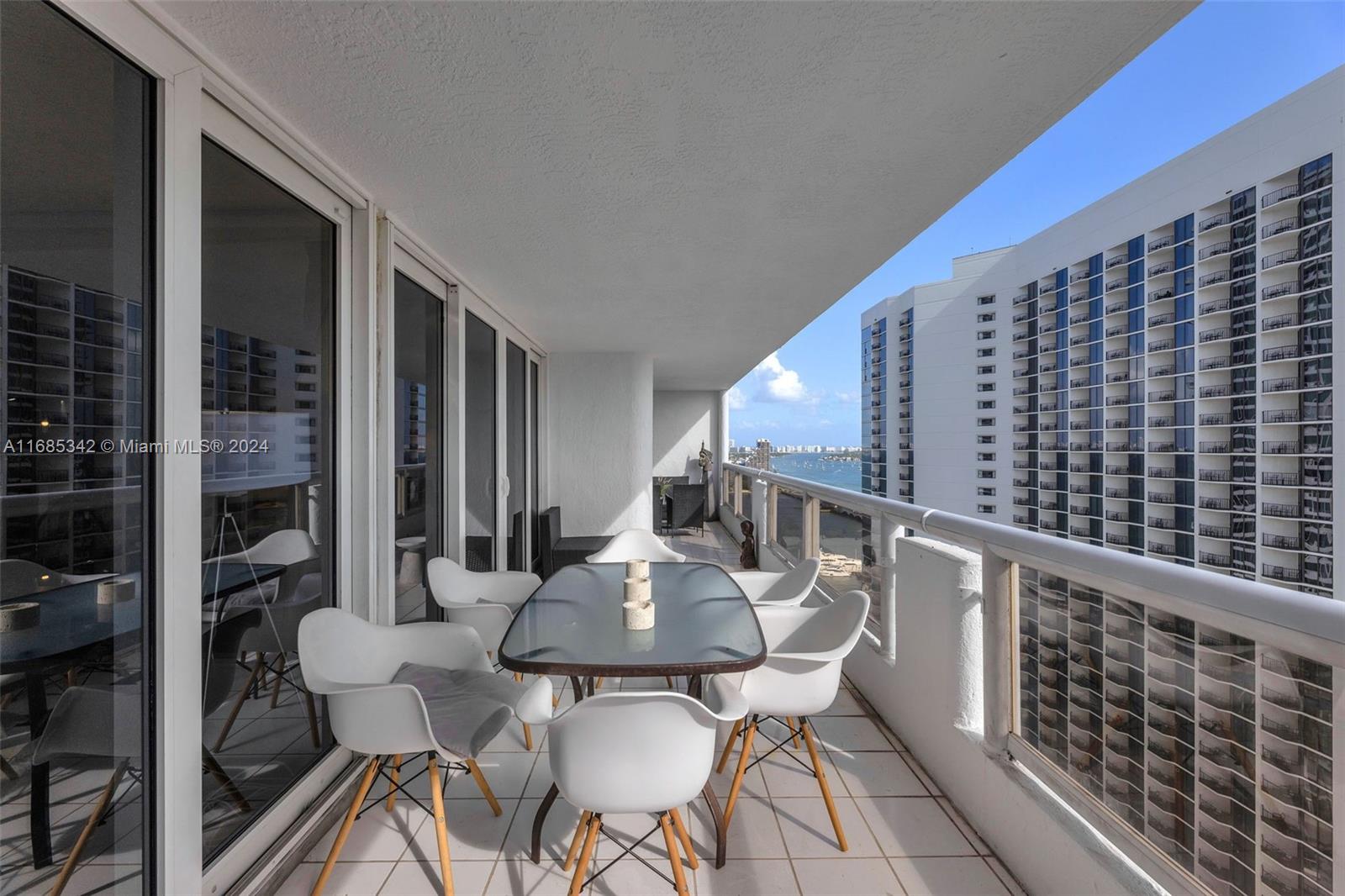 1717 N Bayshore Dr # 2654 Unit: A-2654