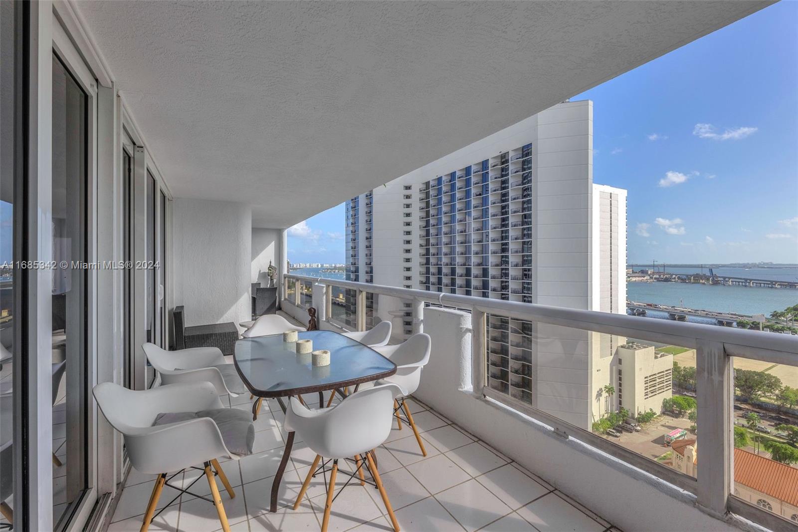 1717 N Bayshore Dr # 2654 Unit: A-2654