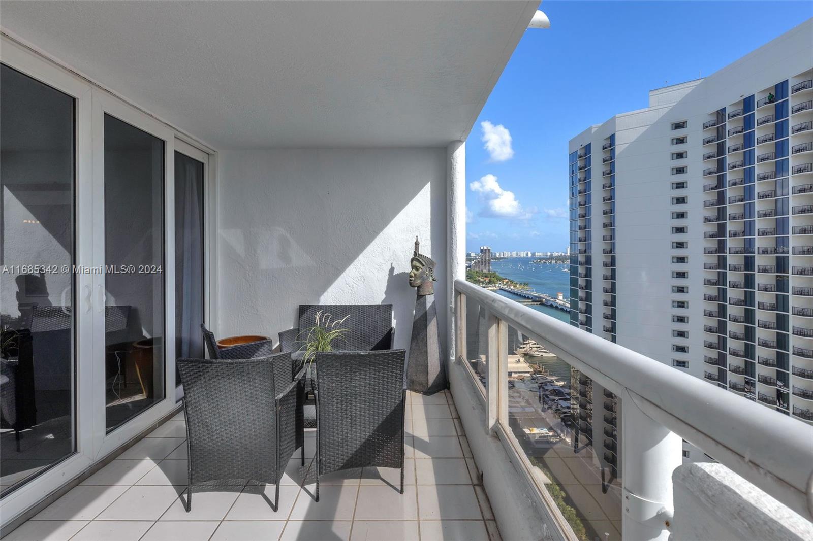 1717 N Bayshore Dr # 2654 Unit: A-2654