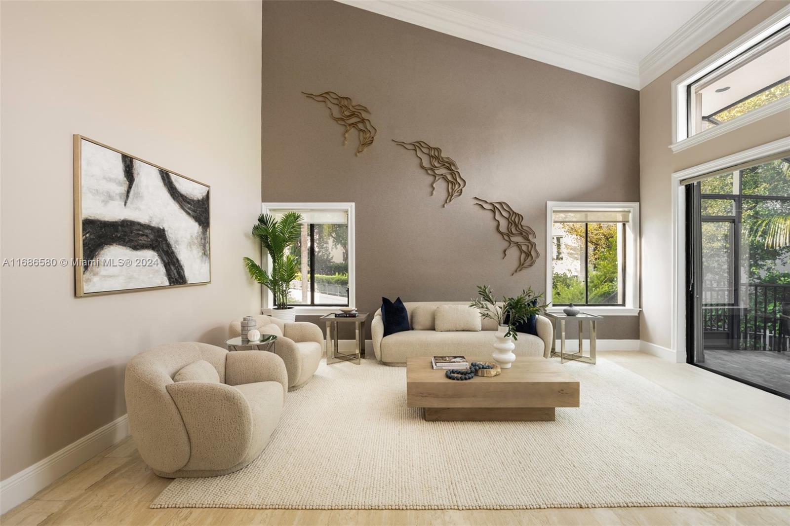 2000 S Bayshore Dr # 20