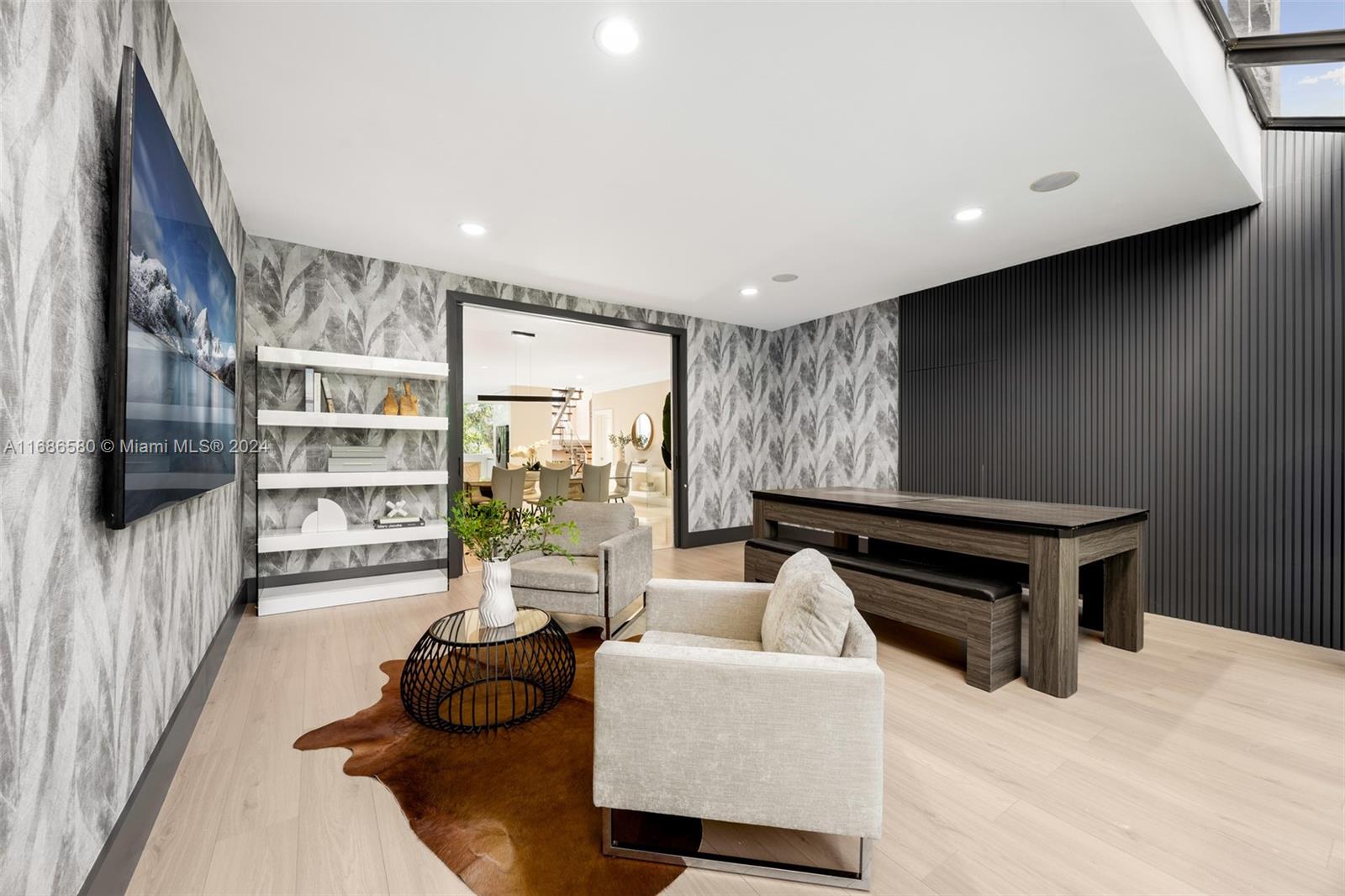 2000 S Bayshore Dr # 20