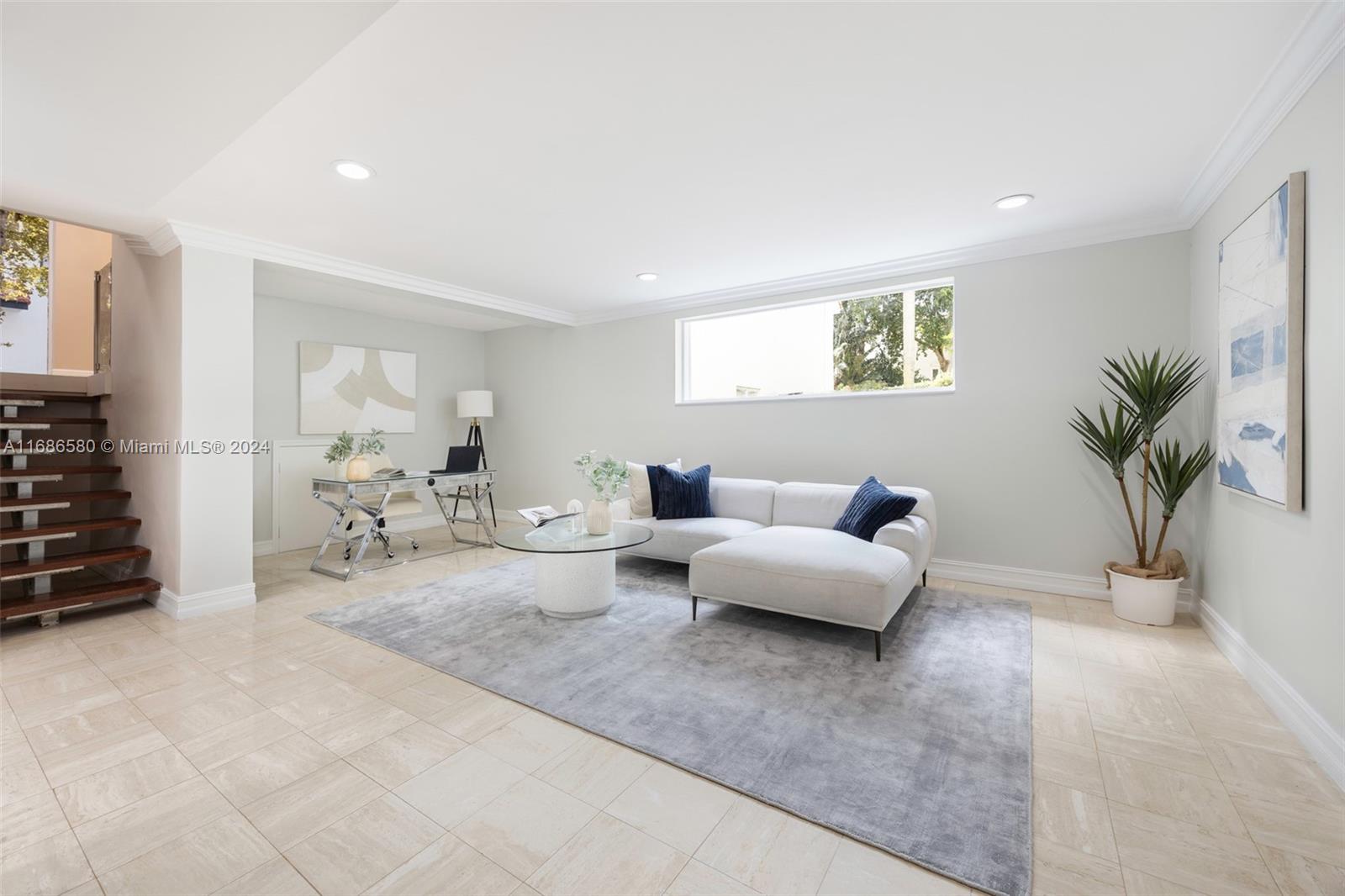 2000 S Bayshore Dr # 20