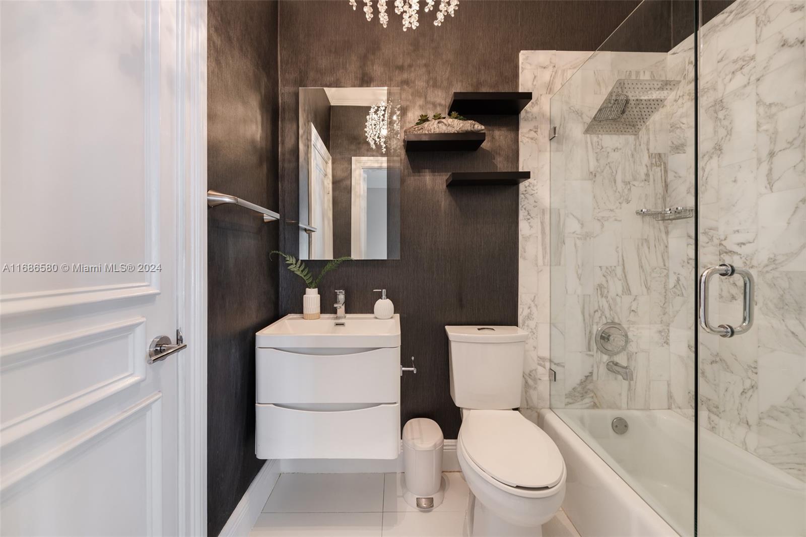 2000 S Bayshore Dr # 20