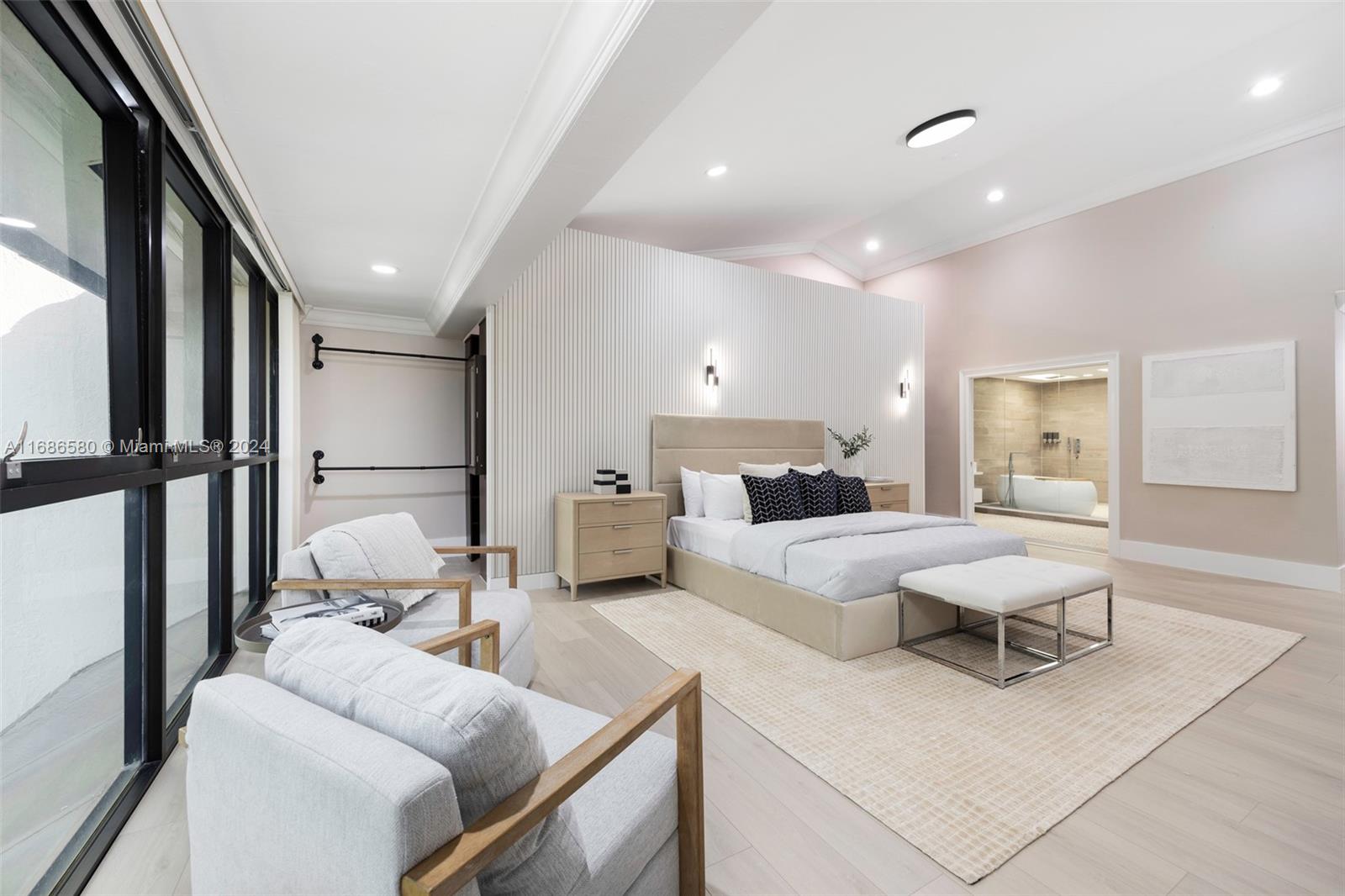 2000 S Bayshore Dr # 20