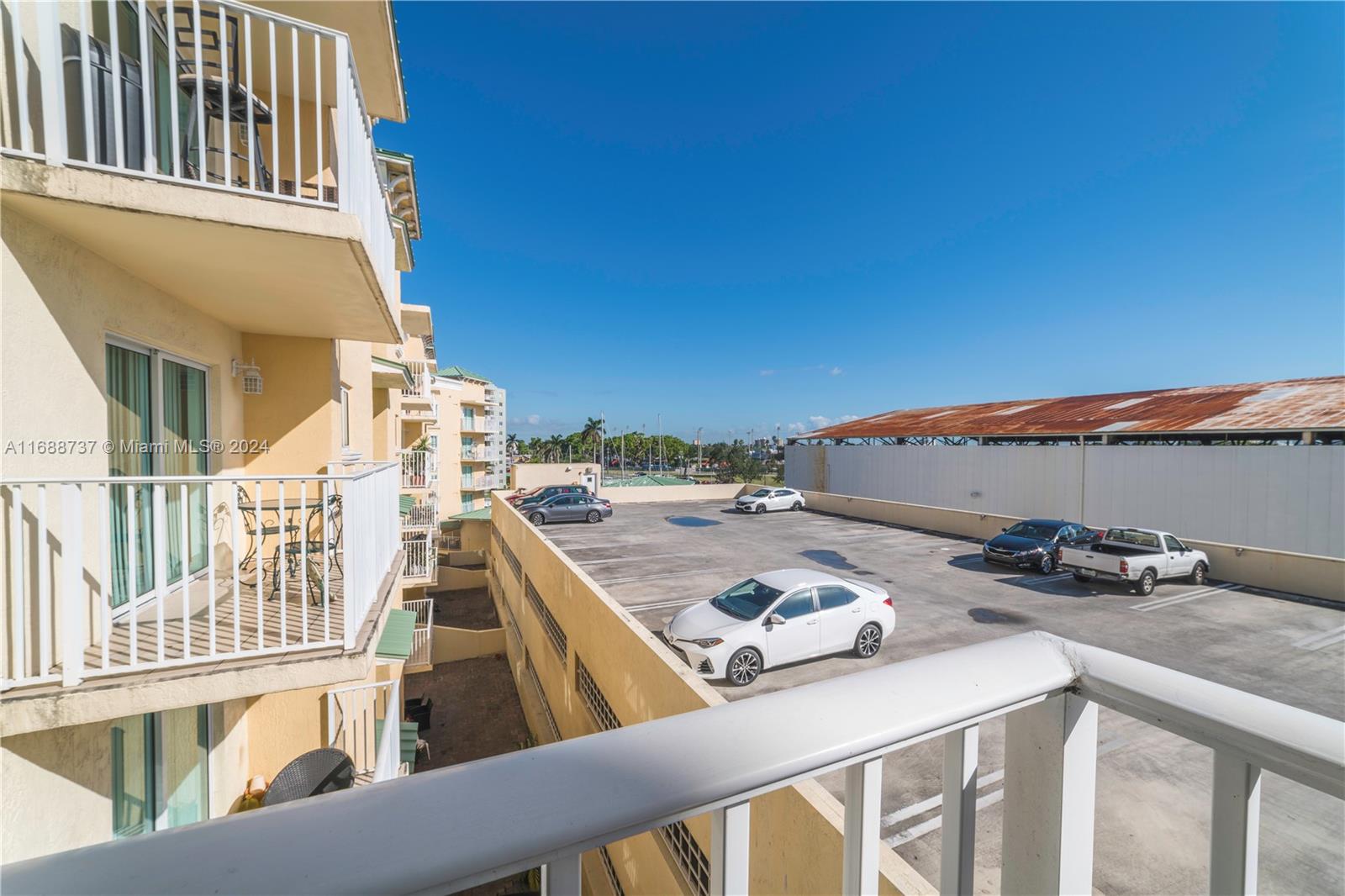 2415 NW 16th St Rd # 1 Unit: 502-1