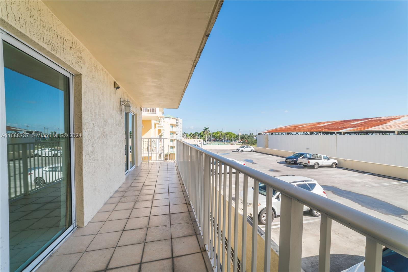 2415 NW 16th St Rd # 1 Unit: 502-1