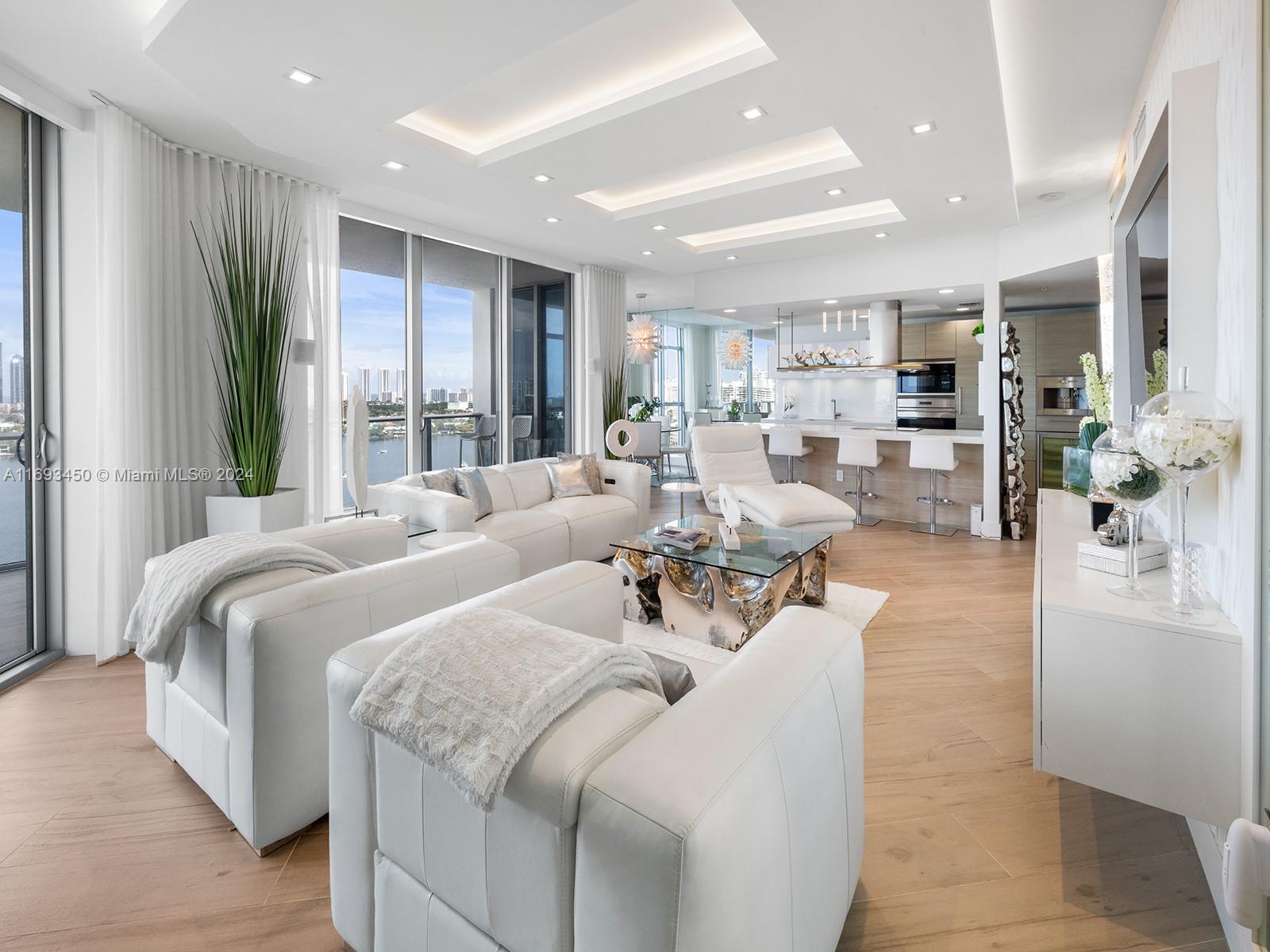 17301 Biscayne Blvd # 1810