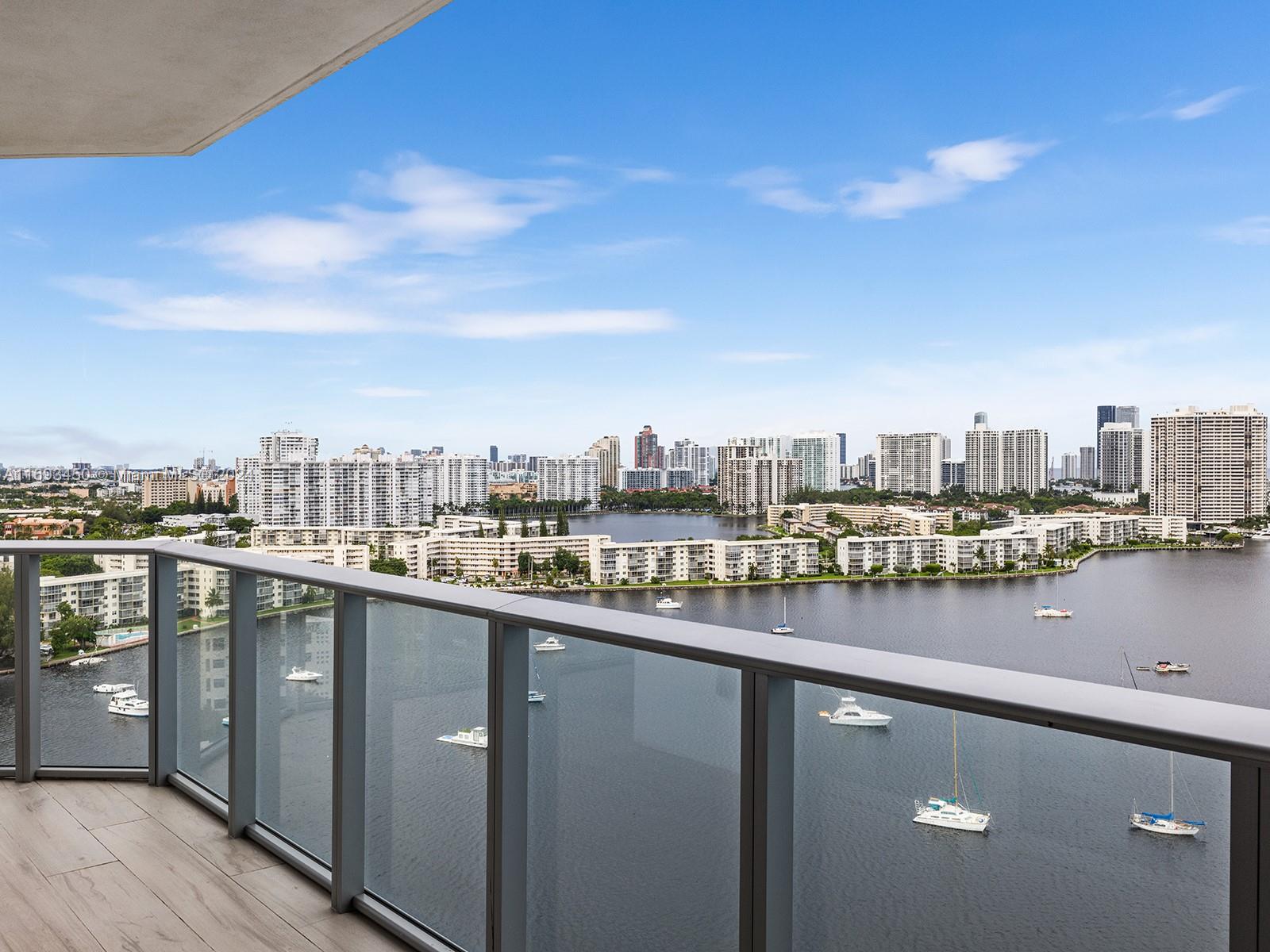 17301 Biscayne Blvd # 1810