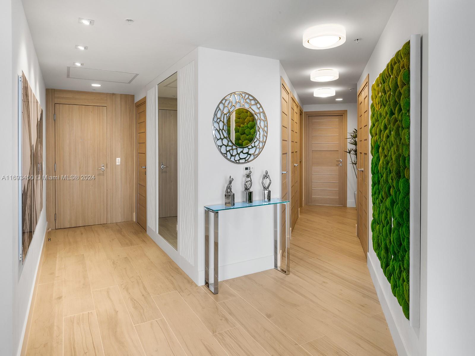 17301 Biscayne Blvd # 1810