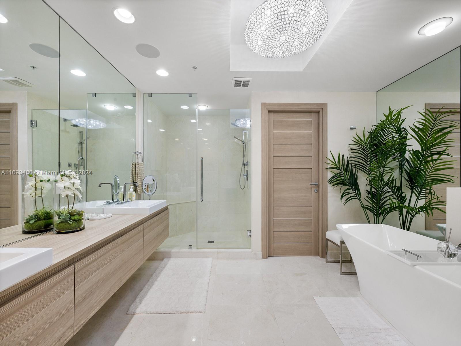 17301 Biscayne Blvd # 1810