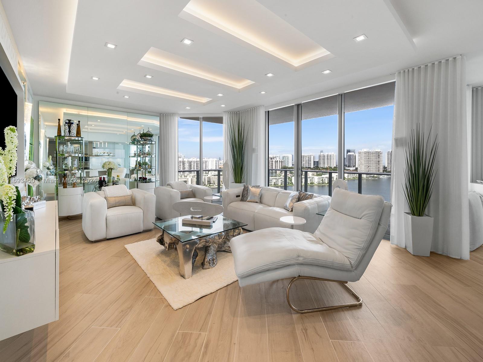 17301 Biscayne Blvd # 1810