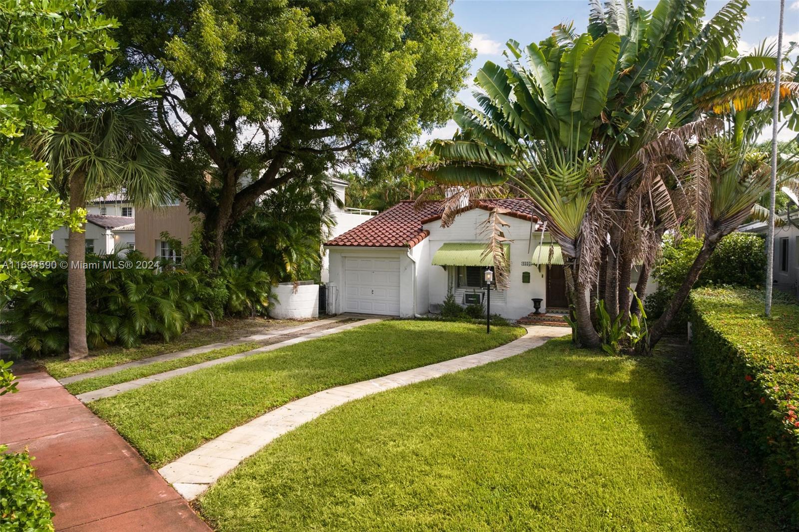 4335 Royal Palm Ave