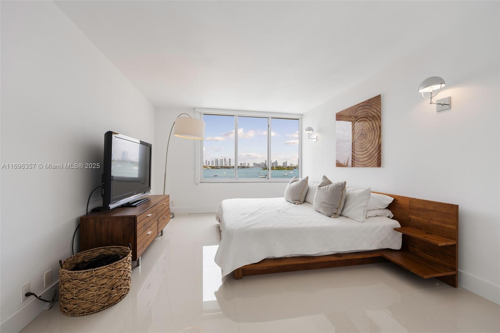 1200 West Ave # 506