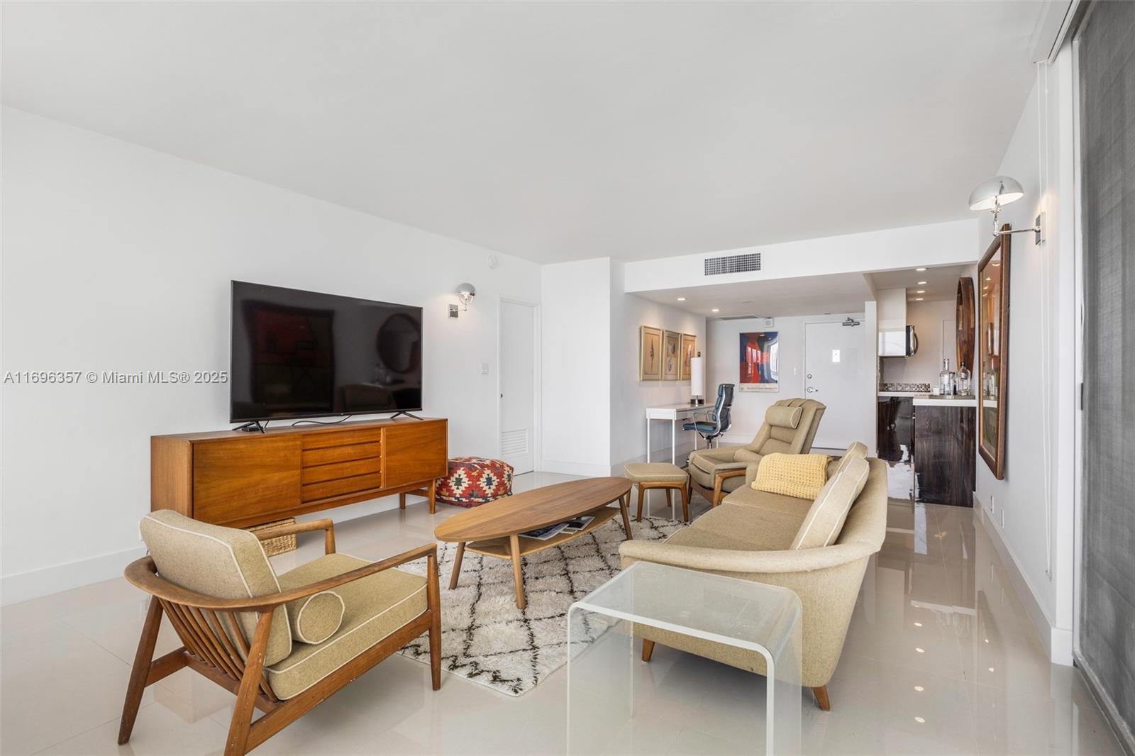 1200 West Ave # 506