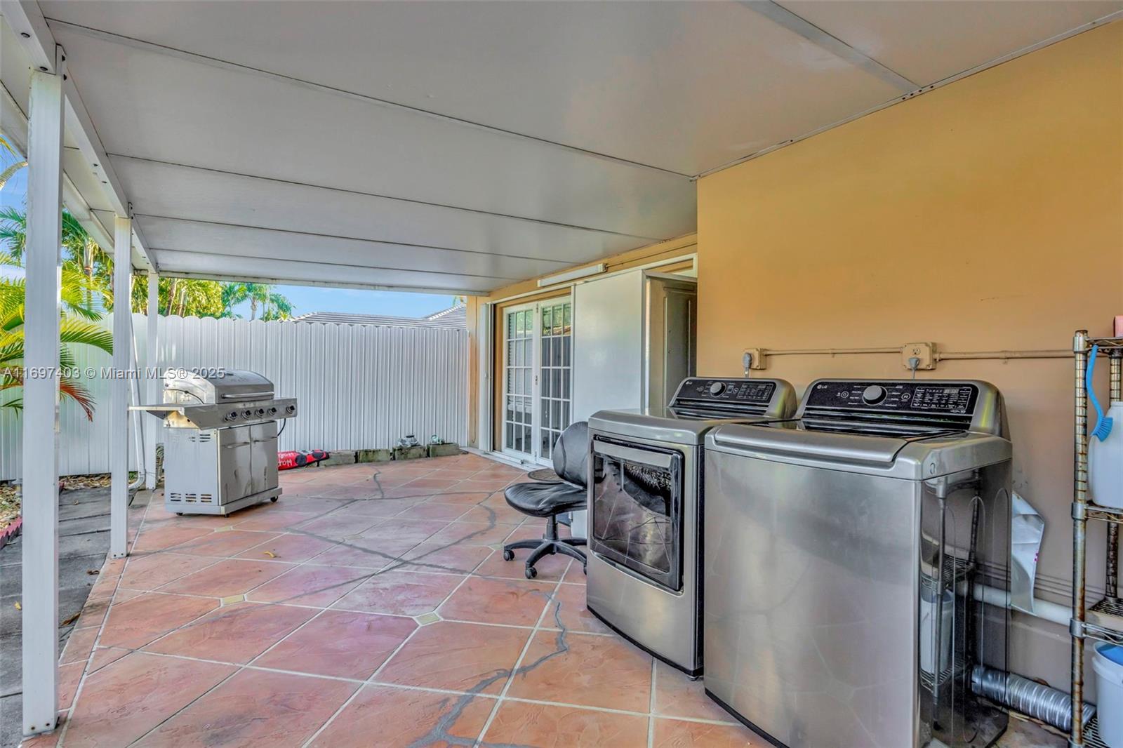 699 NW 134th Pl