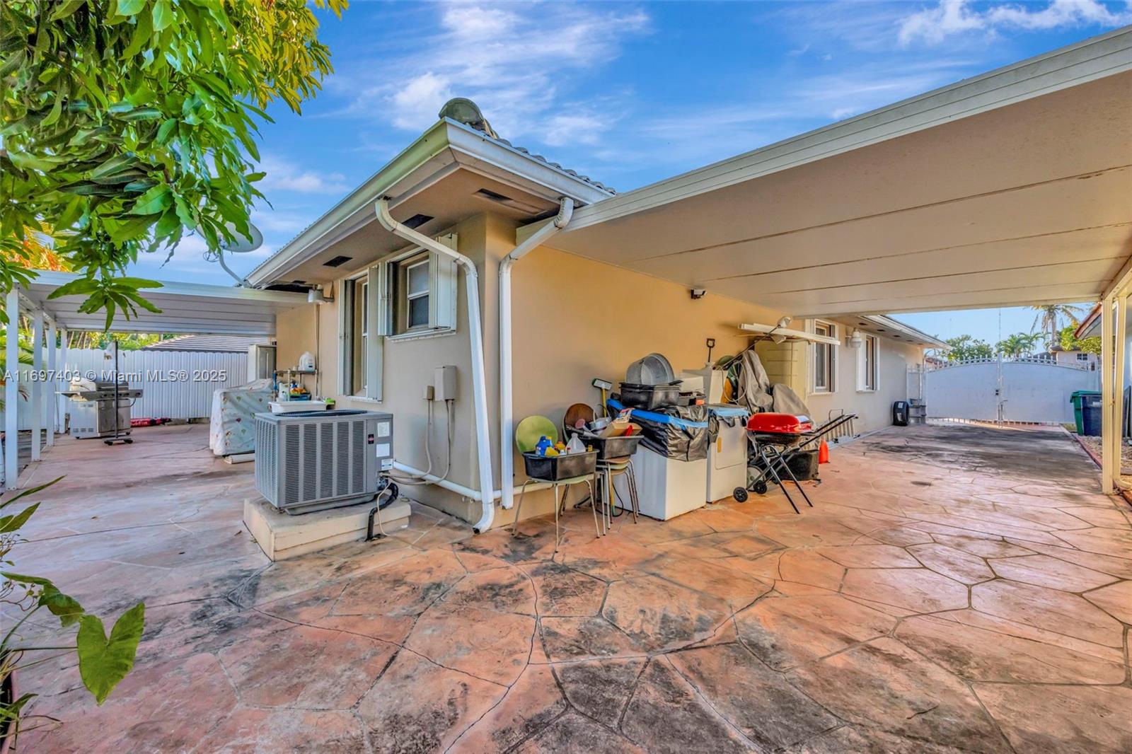 699 NW 134th Pl